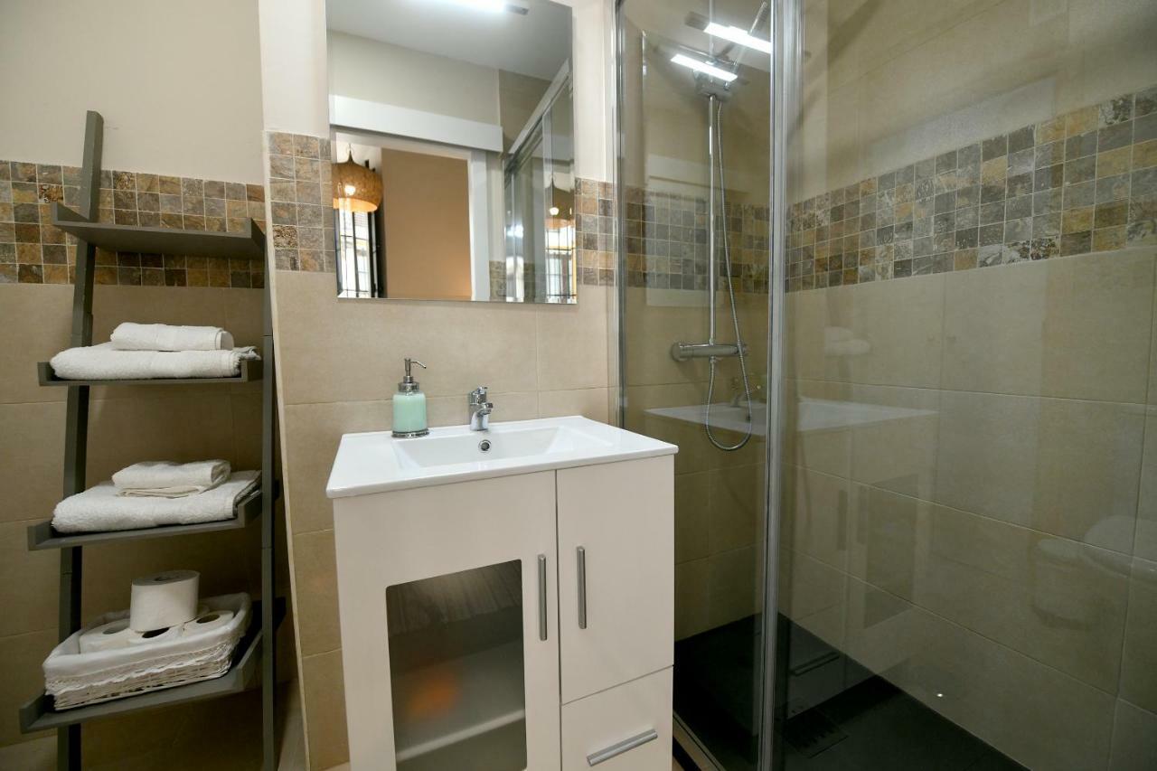 Apartamento Arenal Seville Exterior photo